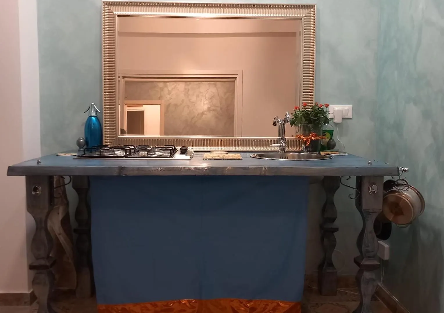 Leopardi Holiday Home A Due Passi Dal Mare Katanya