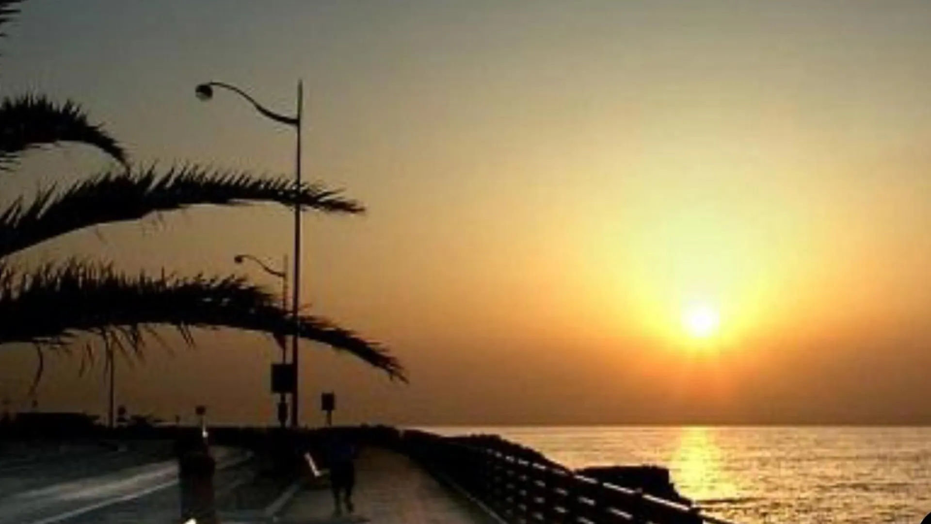 Leopardi Holiday Home A Due Passi Dal Mare Katanya