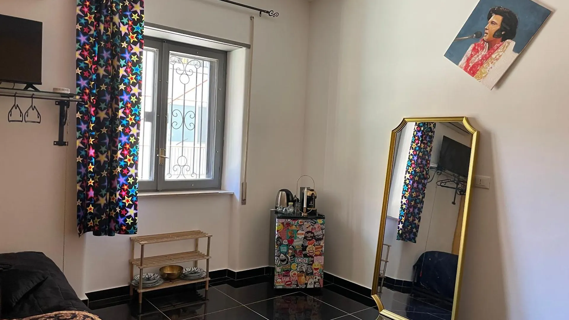 Leopardi Holiday Home A Due Passi Dal Mare Katanya İtalya
